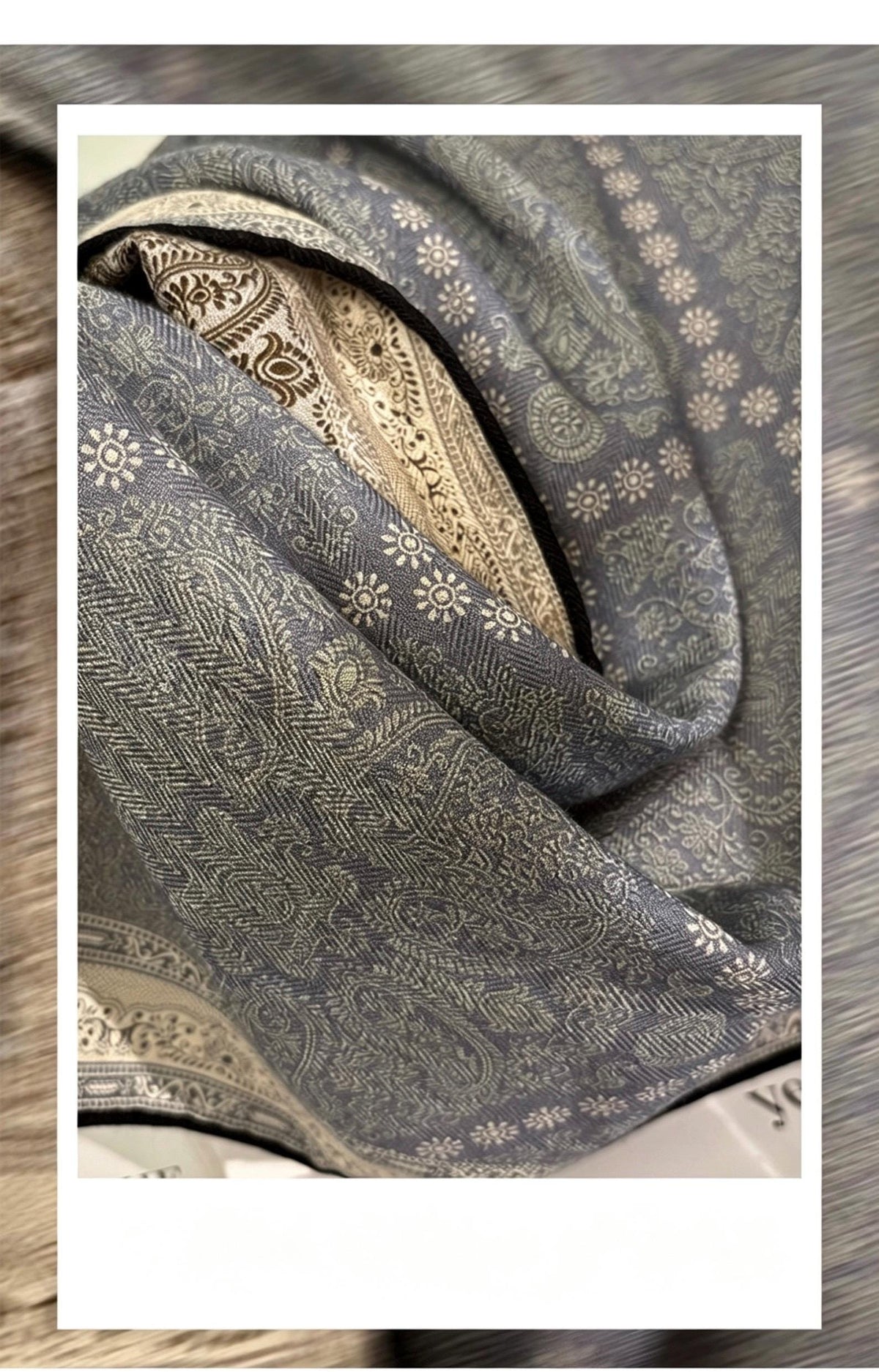 Paisley Old Money Silk Wool Scarf, Luxury Double-Sided Square Head Wrap, Elegant 27" Small Shawl, Chic Neck Tie, Premium Gift for Her