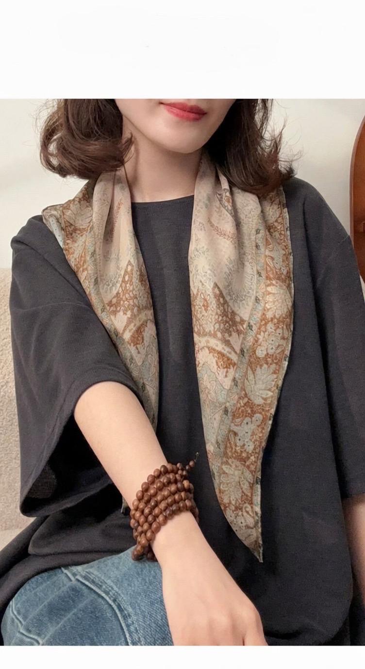 Classic Paisley Sili Gauze Silk Scarf, Summer Garden Mulberry Silk Neckerchief for Women, Elegant Decorative Bandana, 25" Square Scarf