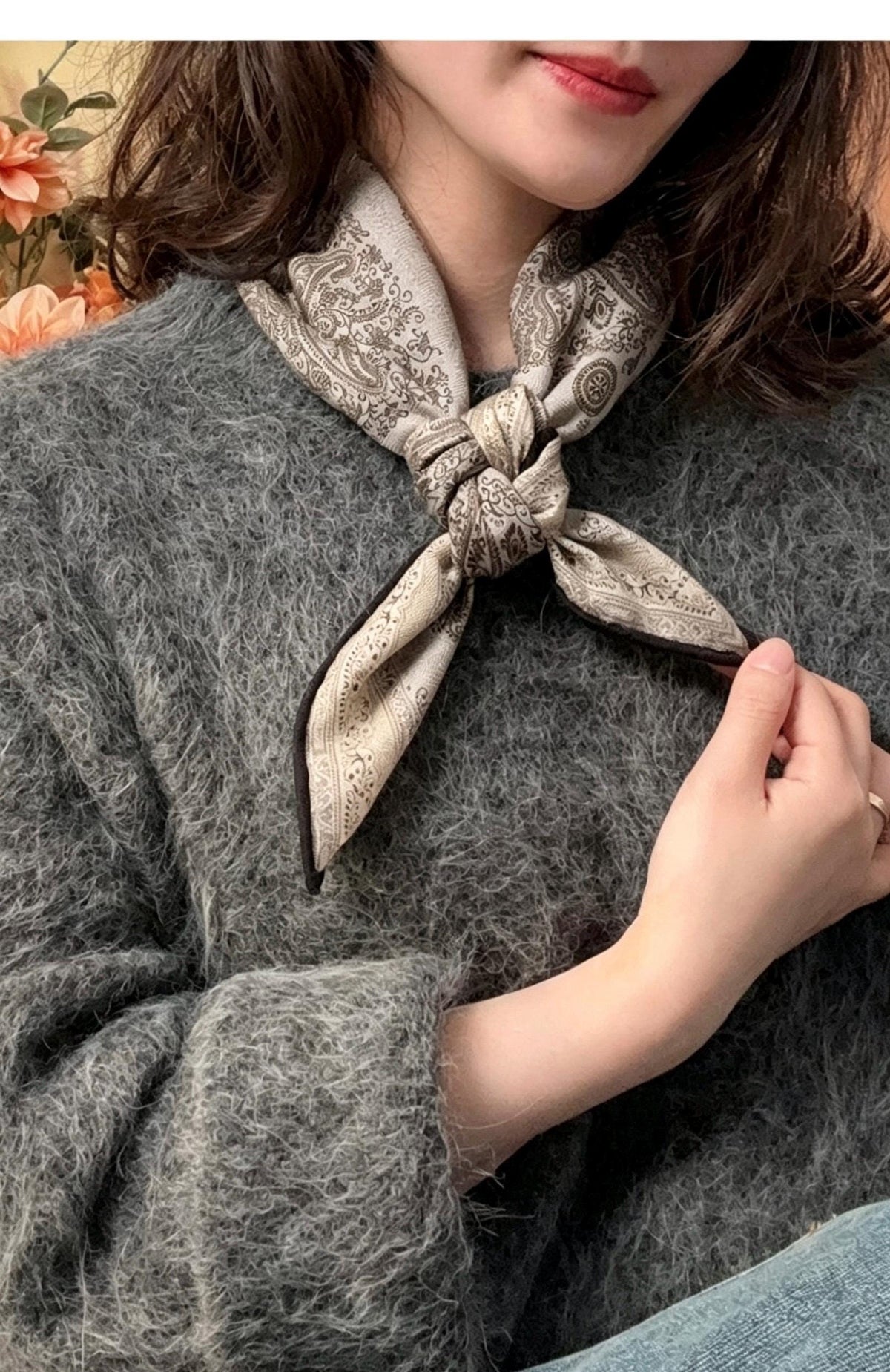Paisley Old Money Silk Wool Scarf, Luxury Double-Sided Square Head Wrap, Elegant 27" Small Shawl, Chic Neck Tie, Premium Gift for Her