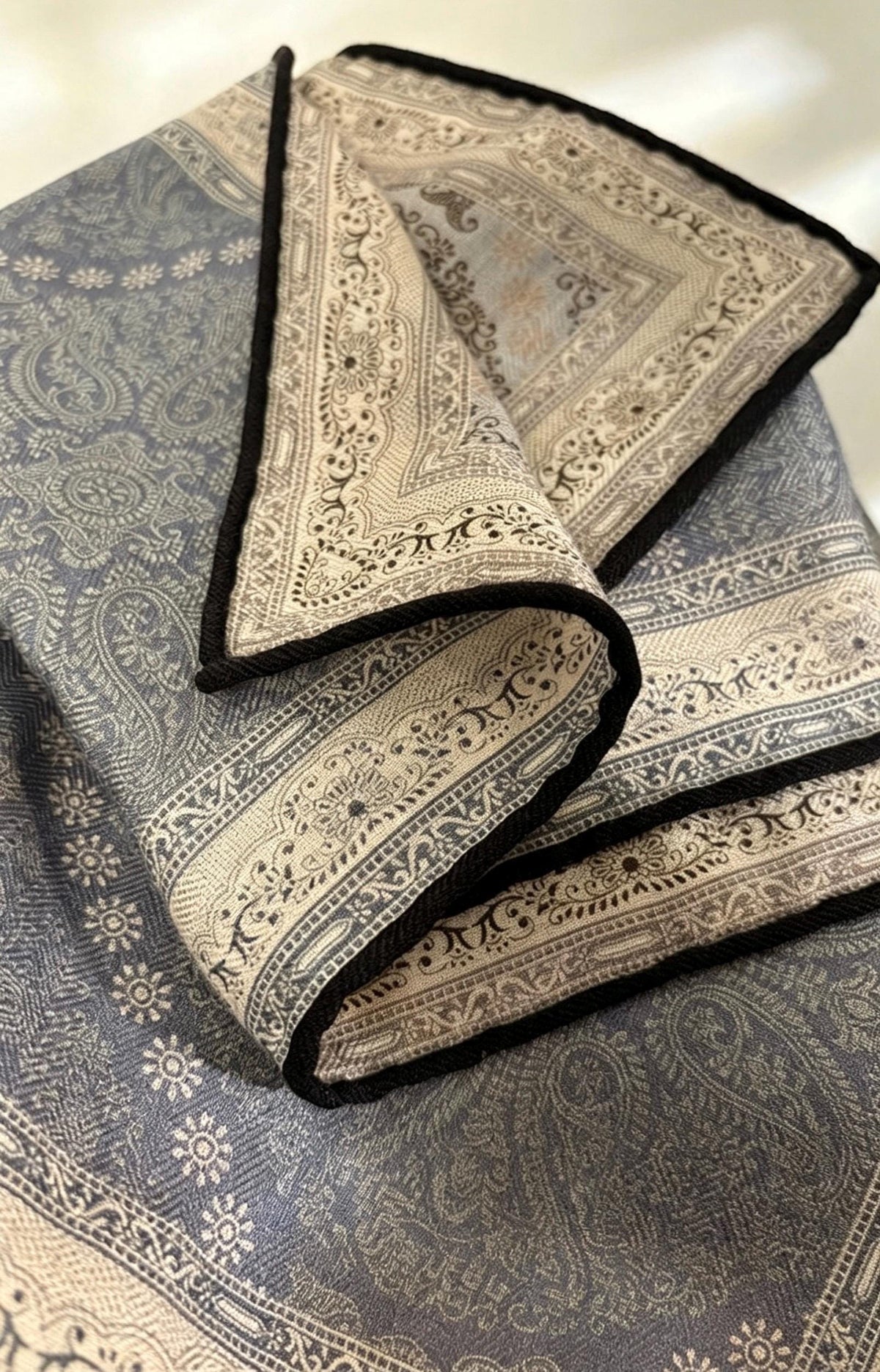 Paisley Old Money Silk Wool Scarf, Luxury Double-Sided Square Head Wrap, Elegant 27" Small Shawl, Chic Neck Tie, Premium Gift for Her