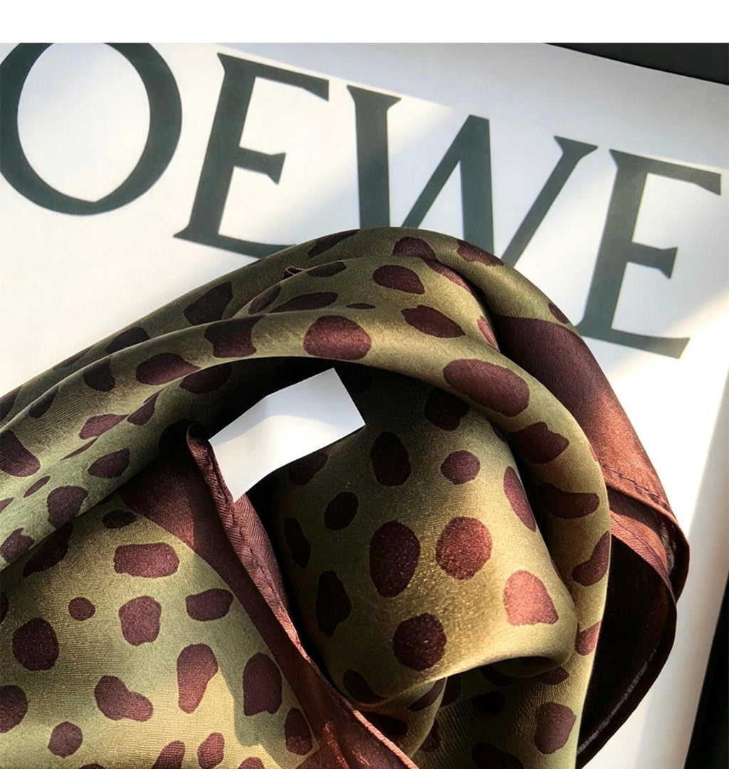 Korean Style Mulberry Silk Square Scarf, Chic Retro Neck Scarf for Women, Elegant Small Silk Kerchief, Fashion Accessories, 21"x21" Gift