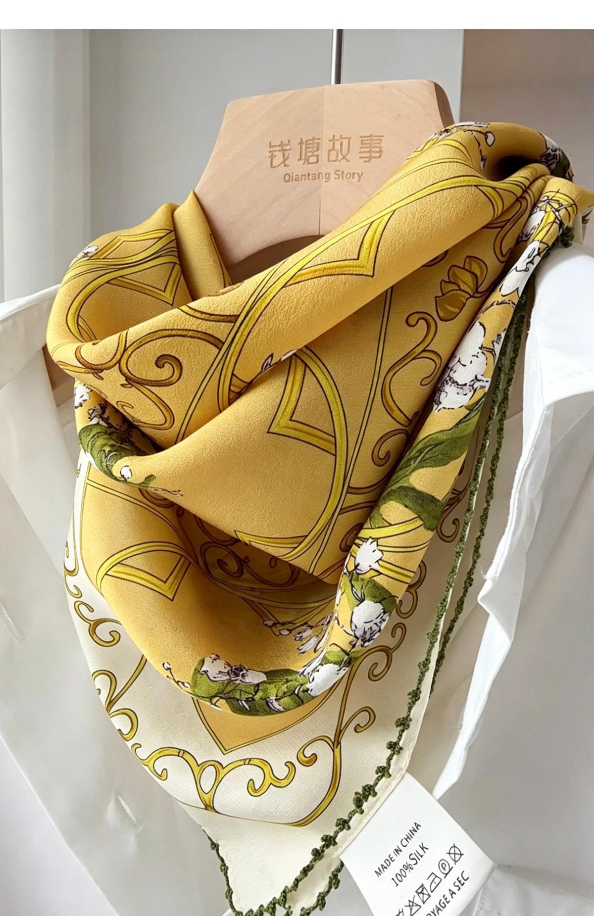 100% Mulberry Silk Scarf 25"x25" 65x65cm, Elegant Blue Crepe de Chine Silk Square, Premium Neck Scarf, Chic Hand-Rolled Luxury Gift for Her