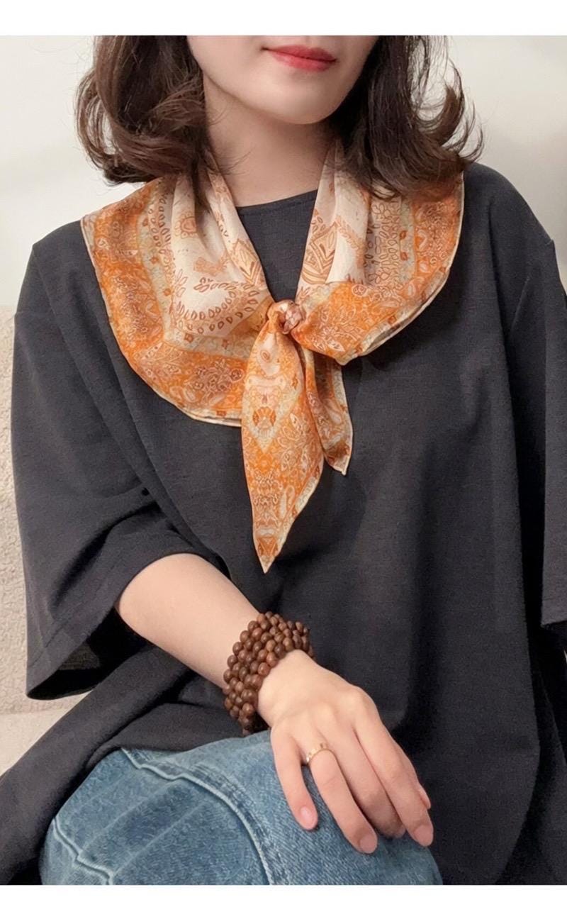 Classic Paisley Sili Gauze Silk Scarf, Summer Garden Mulberry Silk Neckerchief for Women, Elegant Decorative Bandana, 25" Square Scarf