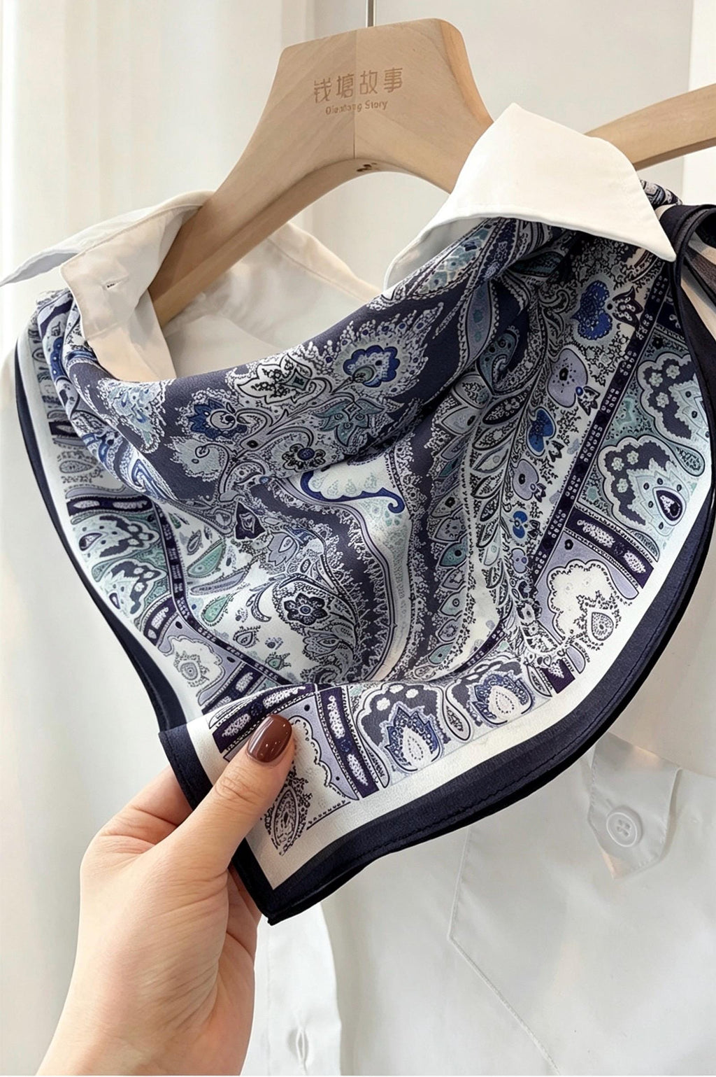 100% Mulberry Silk Scarf 26"x26" 65x65cm, Paisley Garden Silk Neckerchief, Elegant Square Scarf, Silk Hair Bandana, Luxury Gift for Her