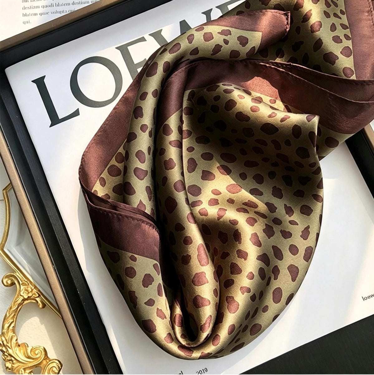Korean Style Mulberry Silk Square Scarf, Chic Retro Neck Scarf for Women, Elegant Small Silk Kerchief, Fashion Accessories, 21"x21" Gift