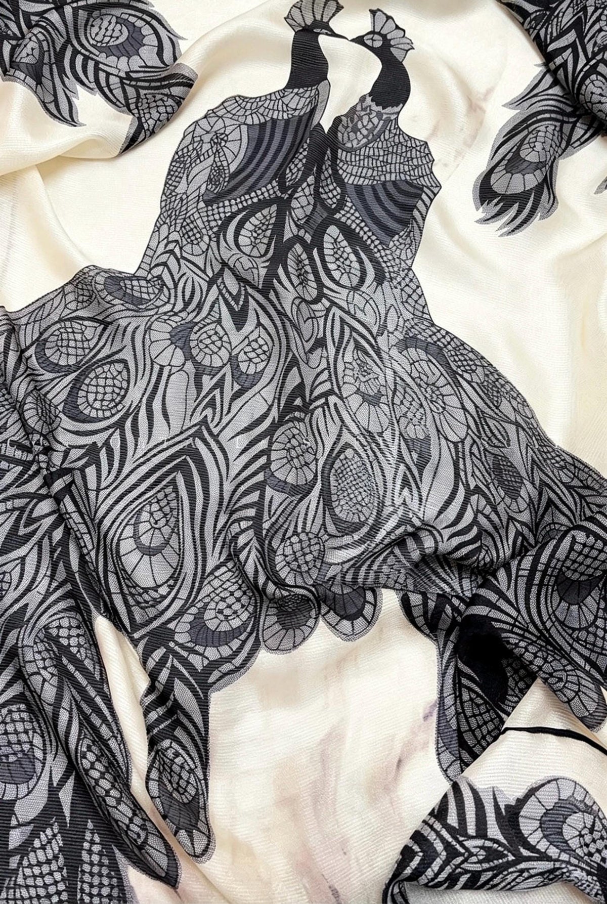100% Silk Wool Scarf 42"x42" 108x108cm, Elegant Xili Silk Scarf for Women, Versatile Mulberry Silk Shawl, Lightweight Sun Protection Wrap
