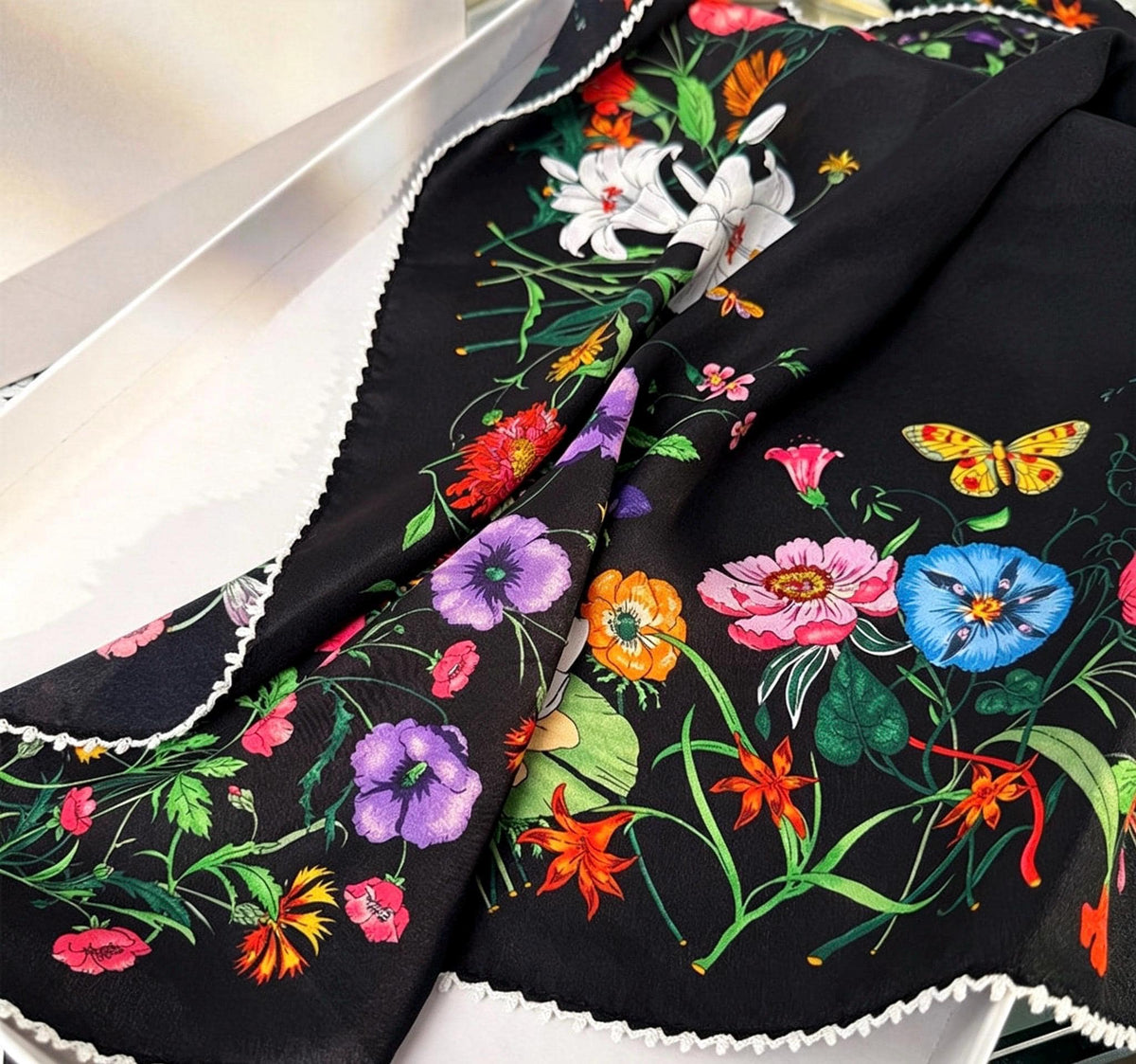 100% Silk Scarf 26"x26" 65x65cm, Spring Floral Mulberry Silk Crepe de Chine Square Scarf, Elegant Silk Head Wrap Bandana Neck Scarf