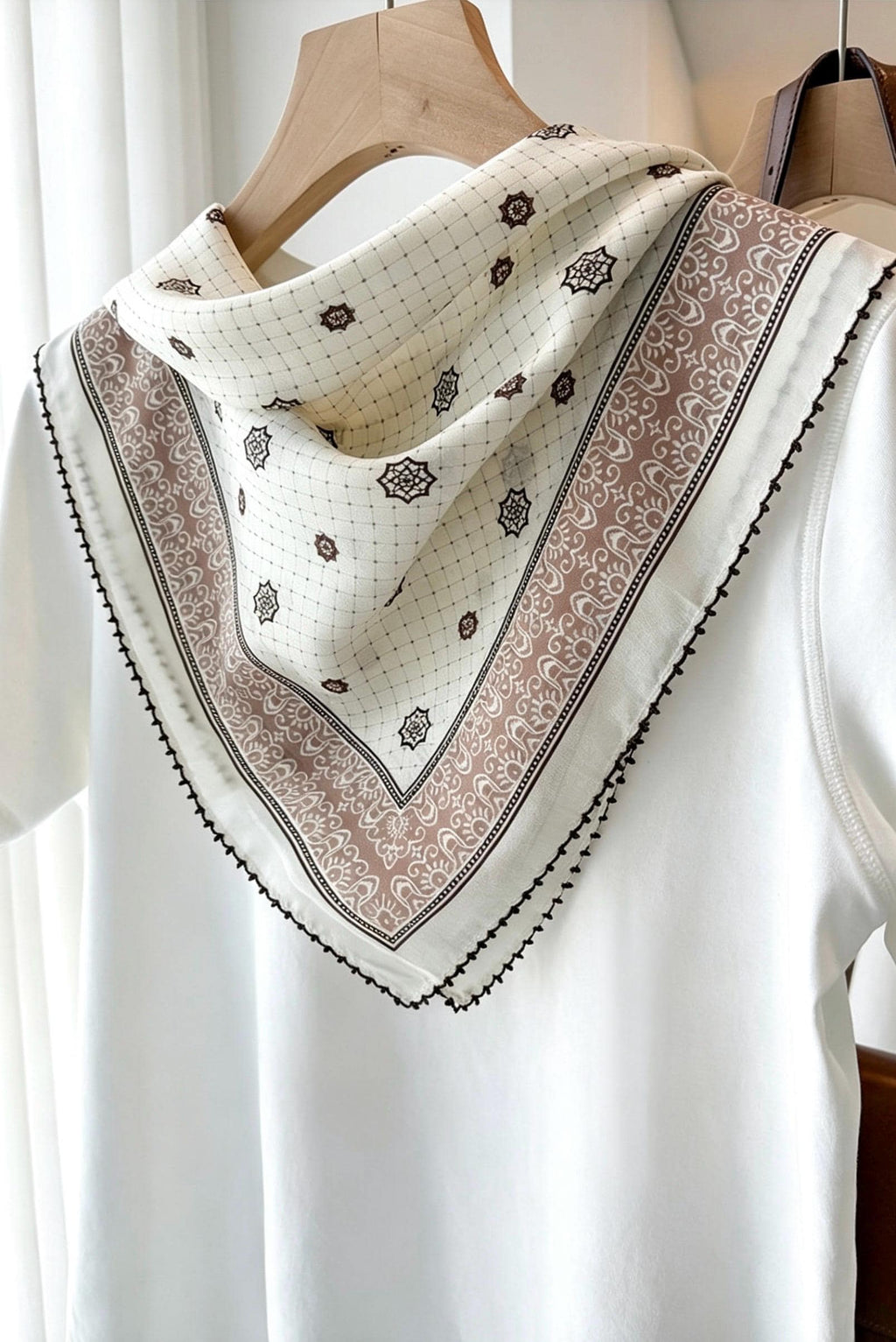 100% Silk Wool Scarf 26"x26" 65x65cm, Caramel Cream Silk Square Scarf, Vintage Mulberry Silk Crepe de Chine Neck Scarf, Gift for Her