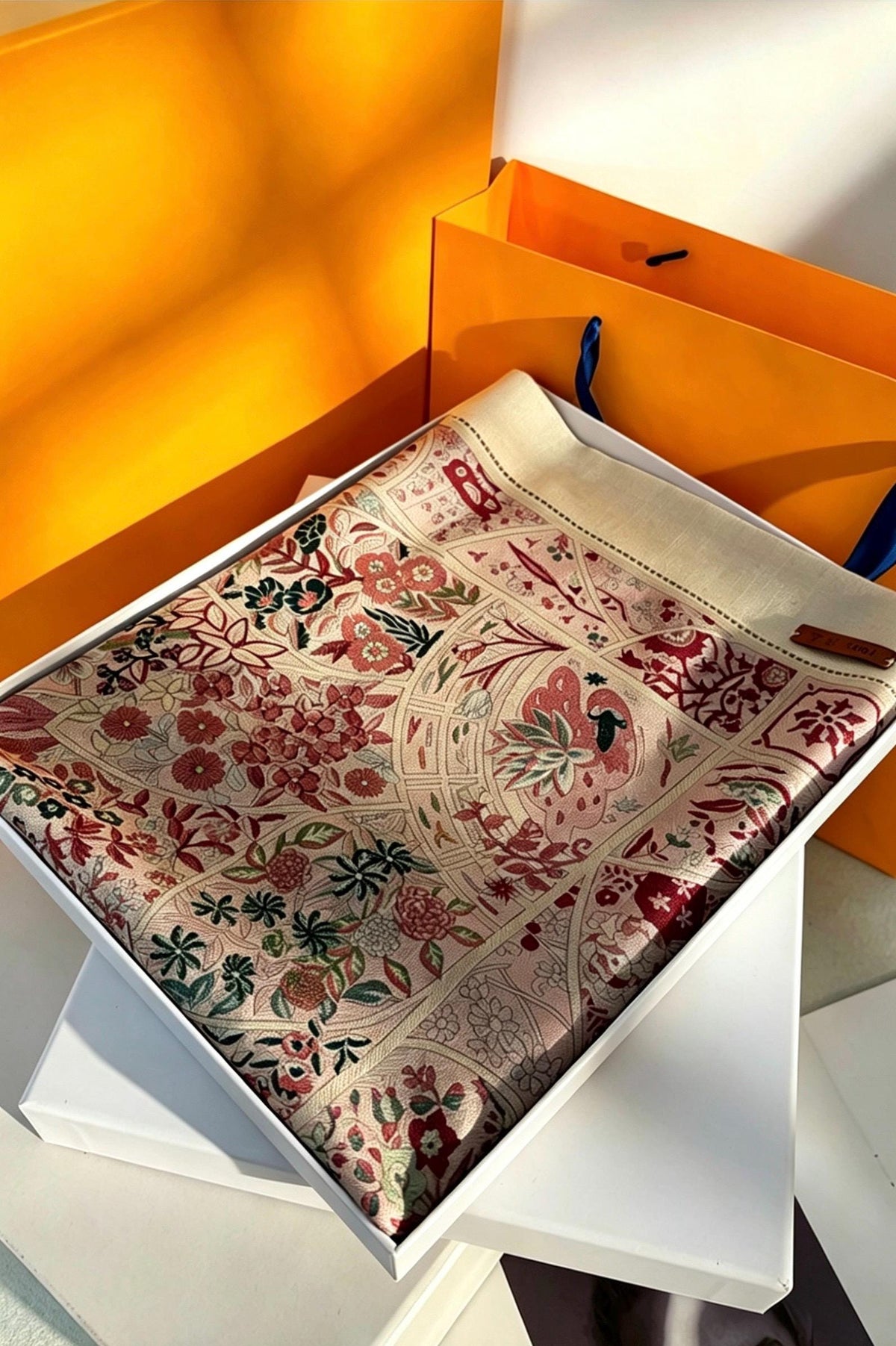 Australian Wool Scarf 35"x35" 88x88cm, Secret Garden Hollow Out Luxury Shawl, Lace Floral Large Square Wrap, Soft Spring Autumn Cape