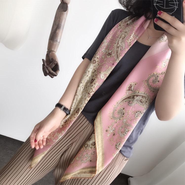 100% Mulberry Silk Scarf 43"x43" 110x110cm, Heavy Silk Crepe de Chine Square Shawl, Paisley Patchwork Print, Large Sunscreen Wrap, Silk Gift