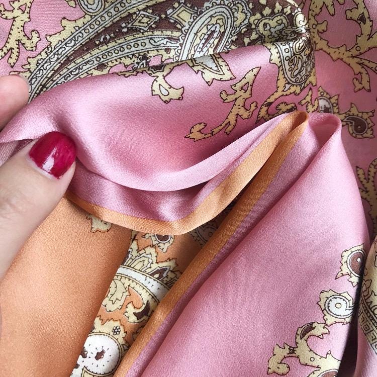 100% Mulberry Silk Scarf 43"x43" 110x110cm, Heavy Silk Crepe de Chine Square Shawl, Paisley Patchwork Print, Large Sunscreen Wrap, Silk Gift