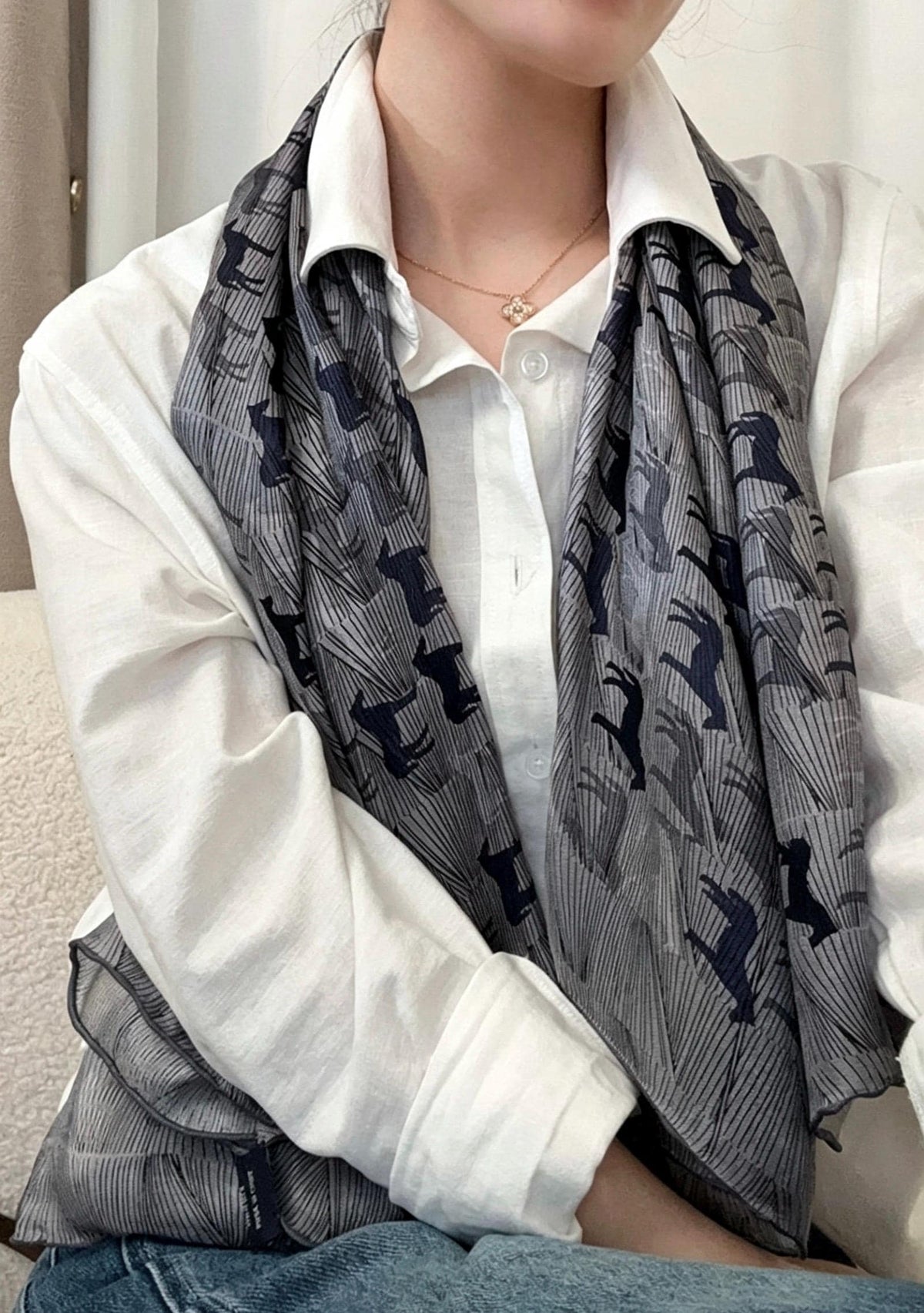 100% Mulberry Silk Scarf 42"x42" 108x108CM, Luxury Silk Sheer Scarf for Women, Equestrian Horse Print, Summer Sun Protection Shawl Wrap