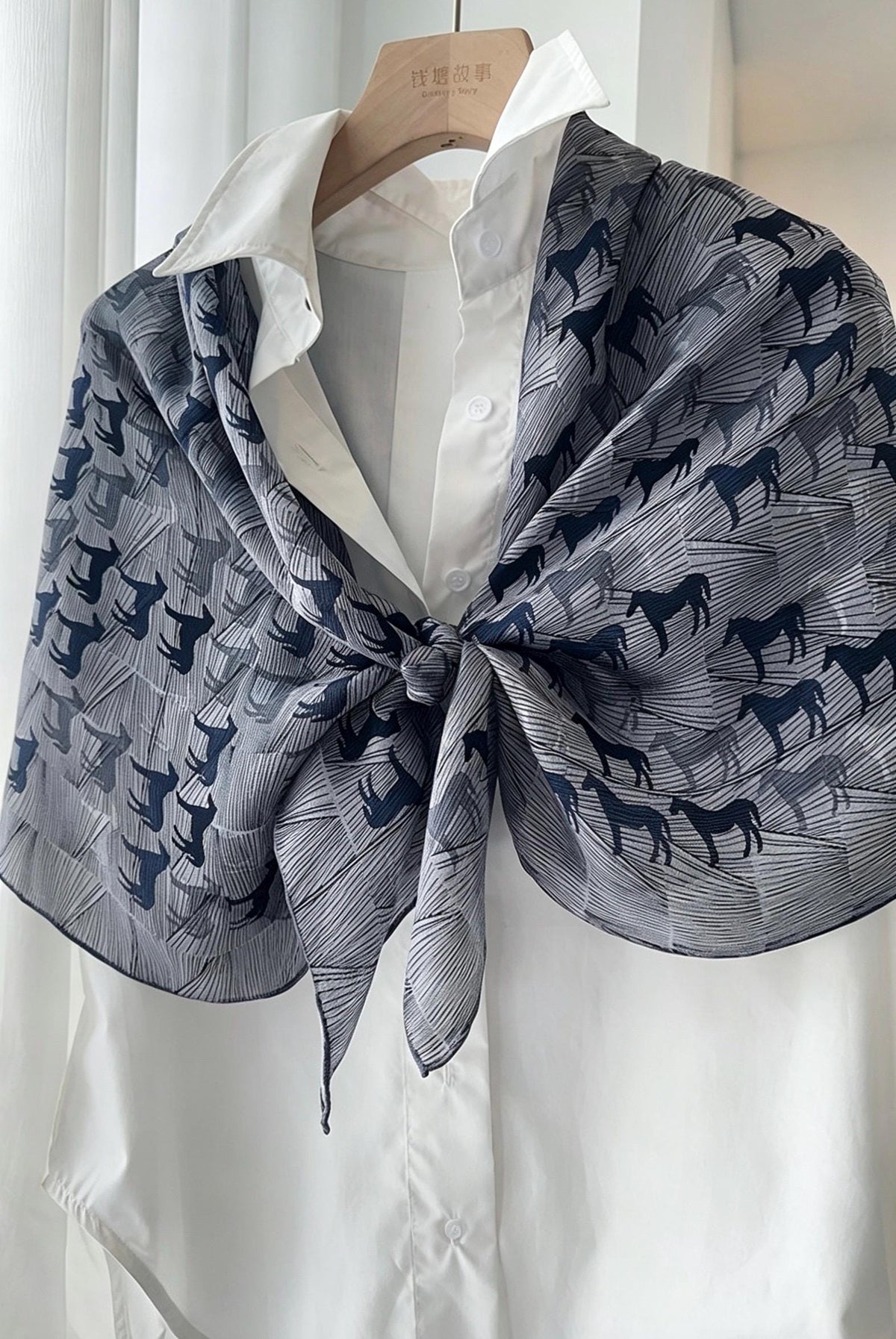100% Mulberry Silk Scarf 42"x42" 108x108CM, Luxury Silk Sheer Scarf for Women, Equestrian Horse Print, Summer Sun Protection Shawl Wrap