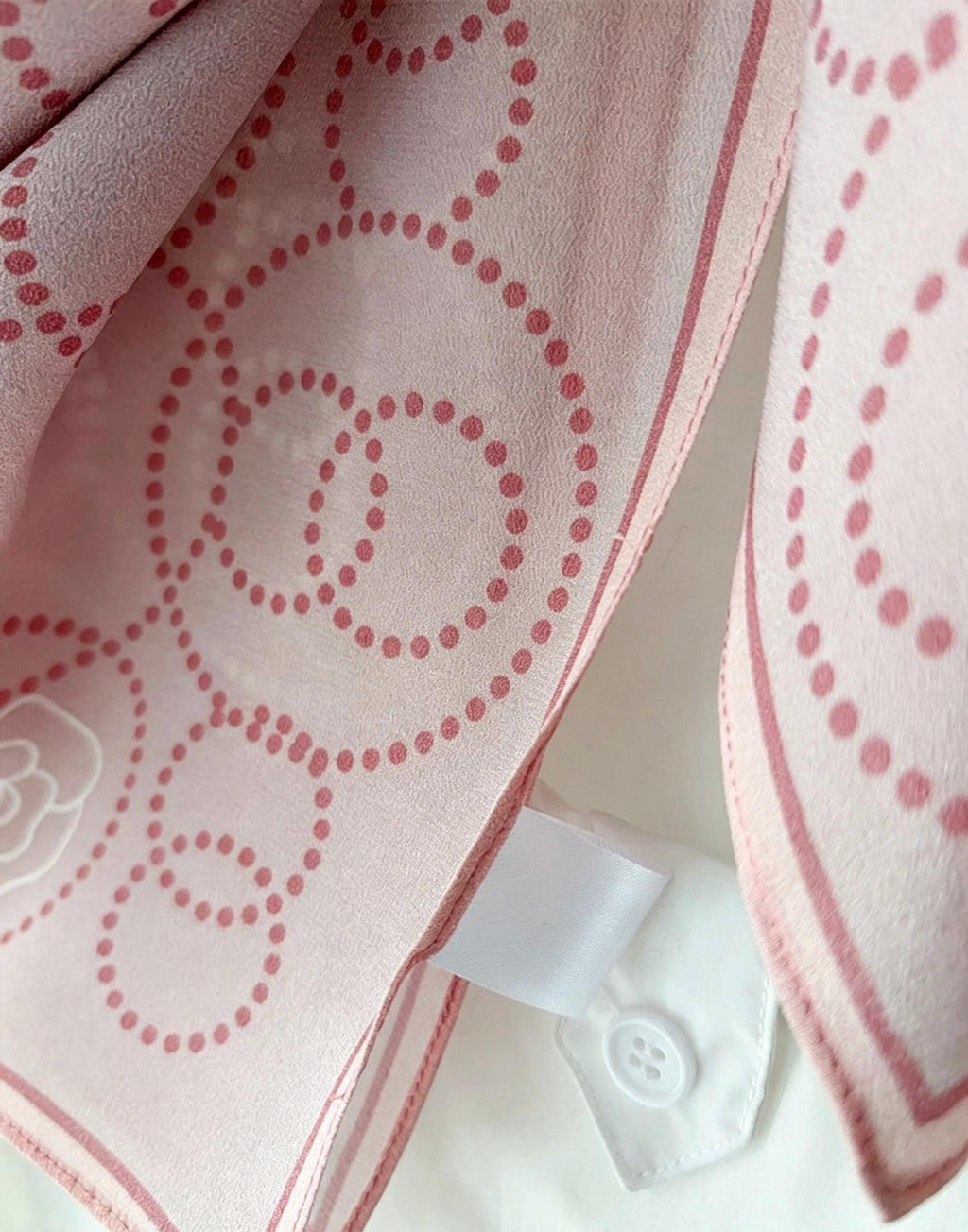 100% Mulberry Silk Scarf 26"x26" 65x65CM Gentle Pink Camellia Kerchief, Elegant Spring Summer Neck Scarf, Square Bandana Hair Wrap Gift