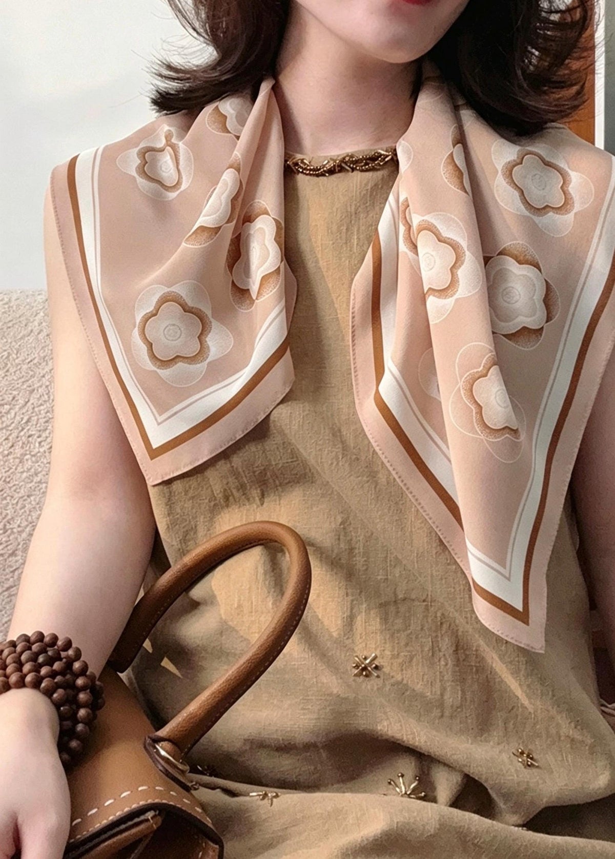 100% Mulberry Silk Scarf 26"x26" 65x65CM Cocoa Brown Crepe de Chine Scarf, Quiet Luxury Elegant Neck Tie, Multifunctional Bandana Gift