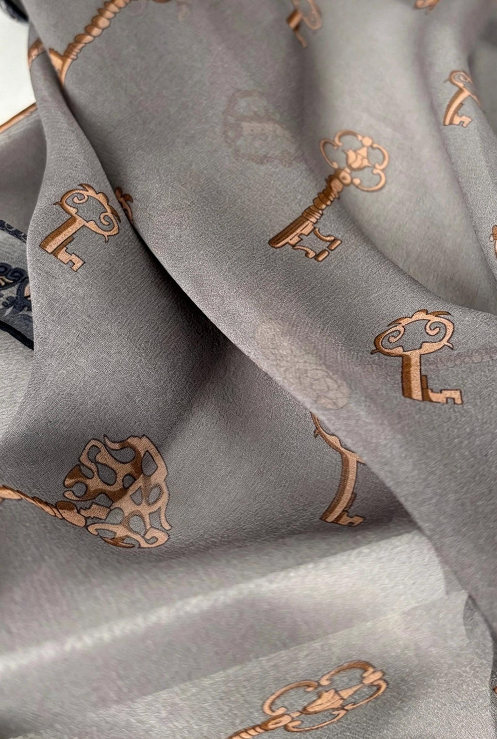 100% Mulberry Silk Scarf 26"x26" 65x65CM Morandi Gray Georgette Silk Square Scarf, Multifunctional Luxury Neck Neckerchief, Gift for Her