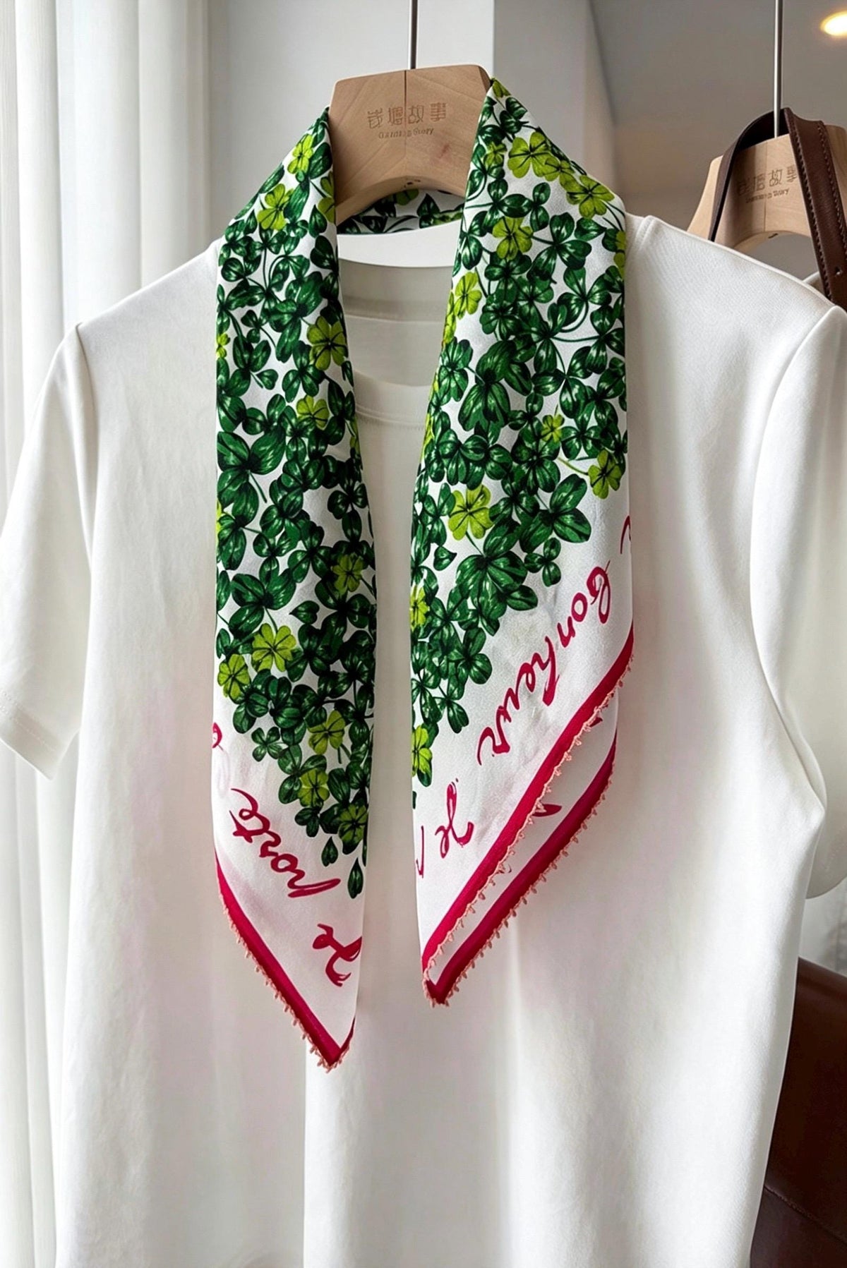 100% Mulberry Silk Scarf 26x26" 65x65CM, Summer Pastoral Hand Rolled Silk Crepe De Chine Square Scarf, Floral Silk Neck Scarf, Gift for Her