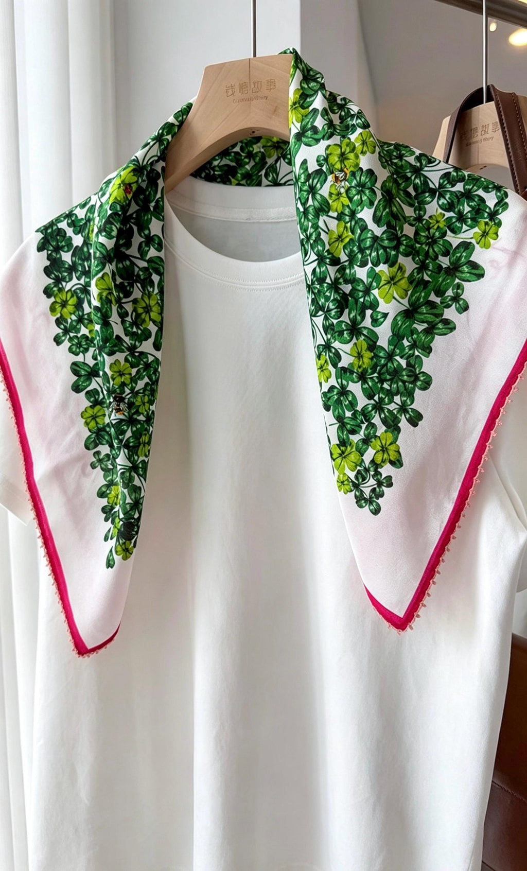 100% Mulberry Silk Scarf 26x26" 65x65CM, Summer Pastoral Hand Rolled Silk Crepe De Chine Square Scarf, Floral Silk Neck Scarf, Gift for Her