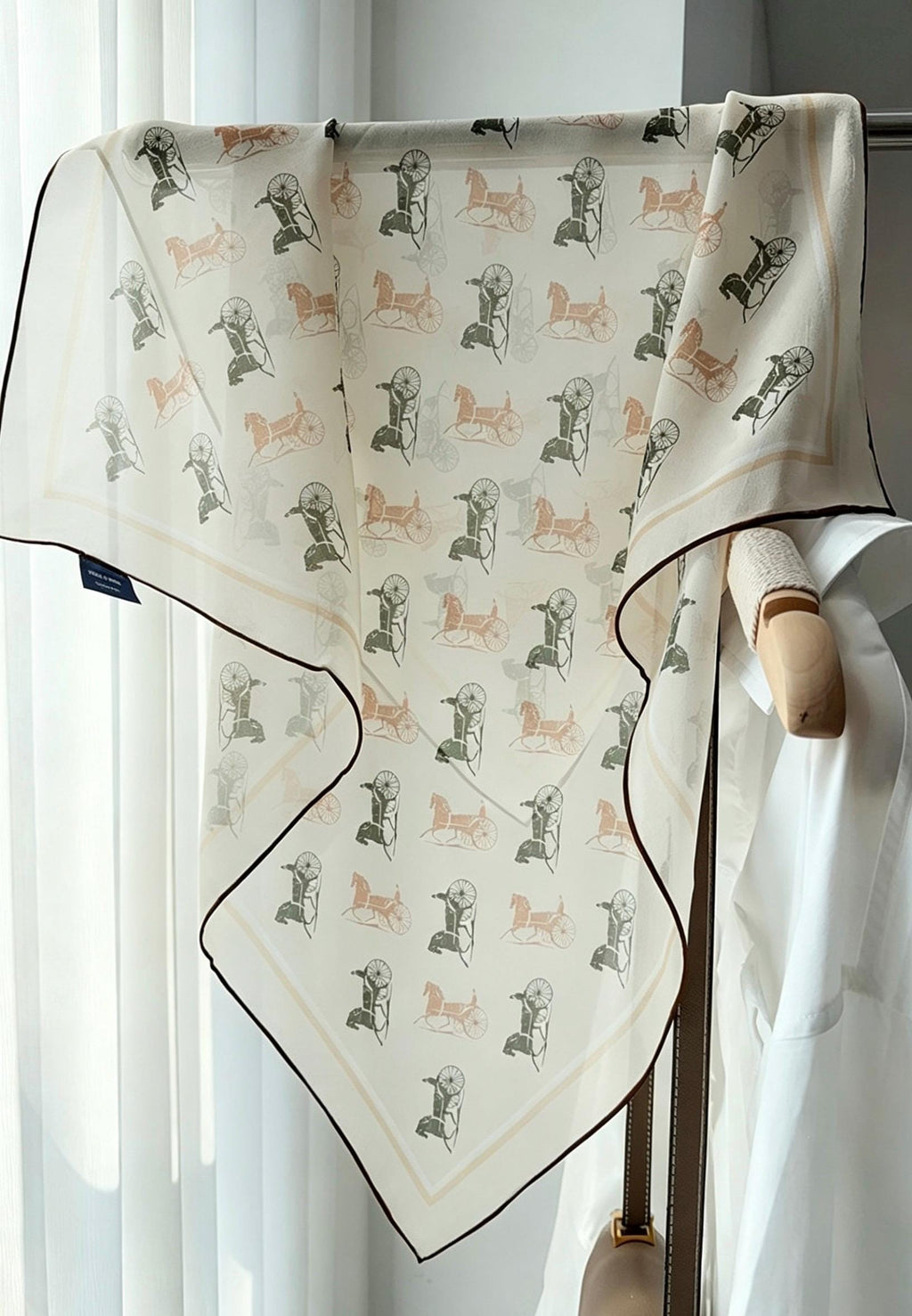 100% Mulberry Silk Scarf 26"x26" 65x65CM, Elegant Georgette Square Scarf, Gentle Aesthetic Neck Neckerchief, Quiet Luxury Spring Summer Gift
