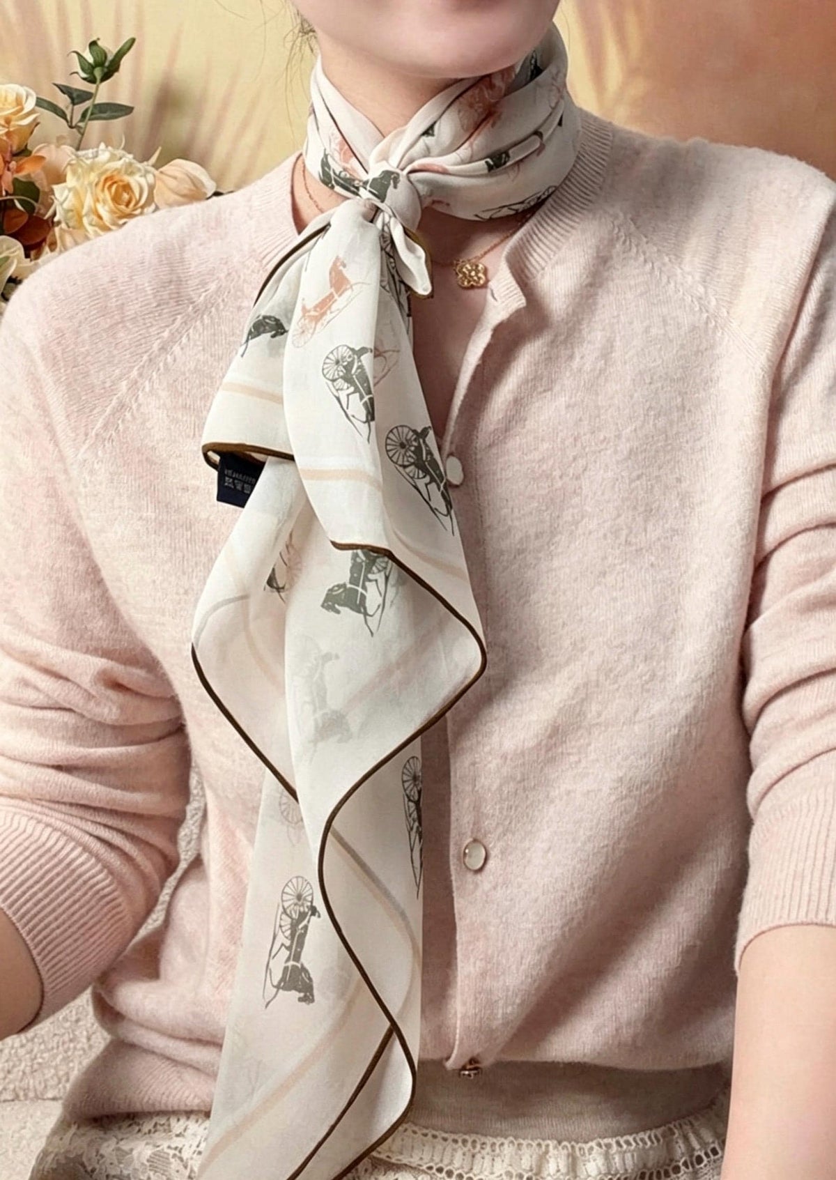 100% Mulberry Silk Scarf 26"x26" 65x65CM, Elegant Georgette Square Scarf, Gentle Aesthetic Neck Neckerchief, Quiet Luxury Spring Summer Gift