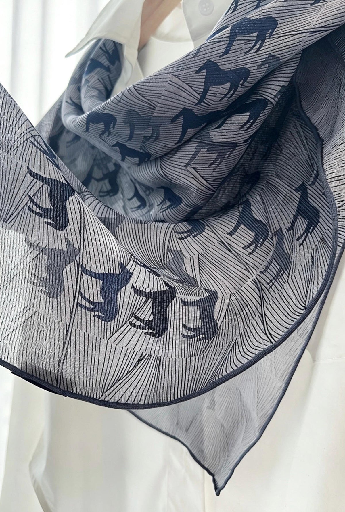 100% Mulberry Silk Scarf 42"x42" 108x108CM, Luxury Silk Sheer Scarf for Women, Equestrian Horse Print, Summer Sun Protection Shawl Wrap