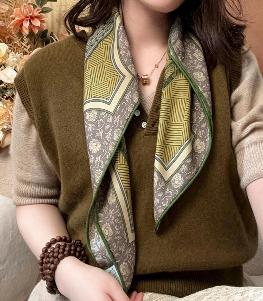 Silk Wool Blend Scarf 27"x27" 68x68cm, Vintage Emerald Green Luxury Silk Wool Blend Square Bandana, Elegant Spring Shawl Neck Warmer