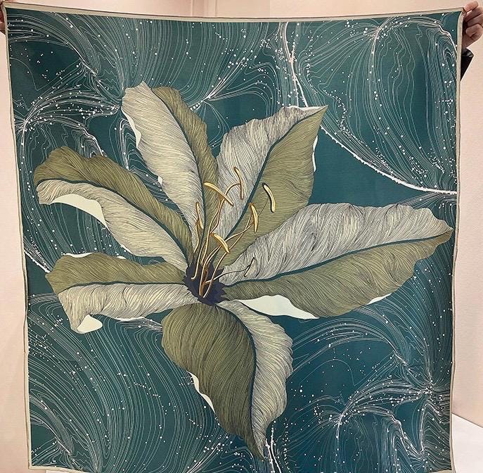 100% Mulberry Silk Scarf 43"x43" 110x110CM, Large Square Shawl Elegant Hangzhou Silk Headscarf Quiet Luxury Gift for Her Lightweight Wrap