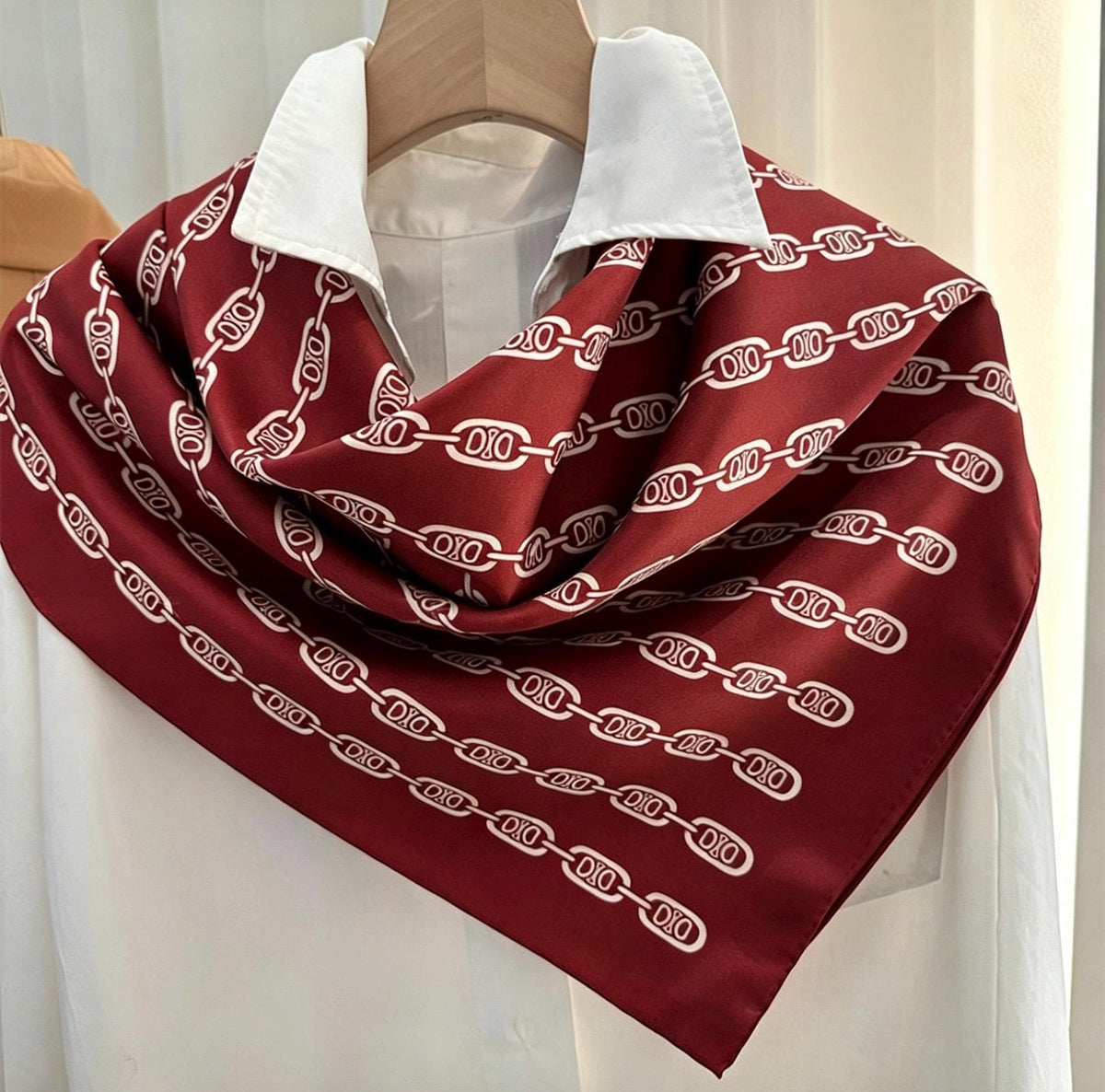 100% Mulberry Silk Scarf 35"x35" 88x88cm, Burgundy Silk Twill Square Scarf, Luxury Head Scarf, Elegant Neck Scarf Shawl, Gift for Her