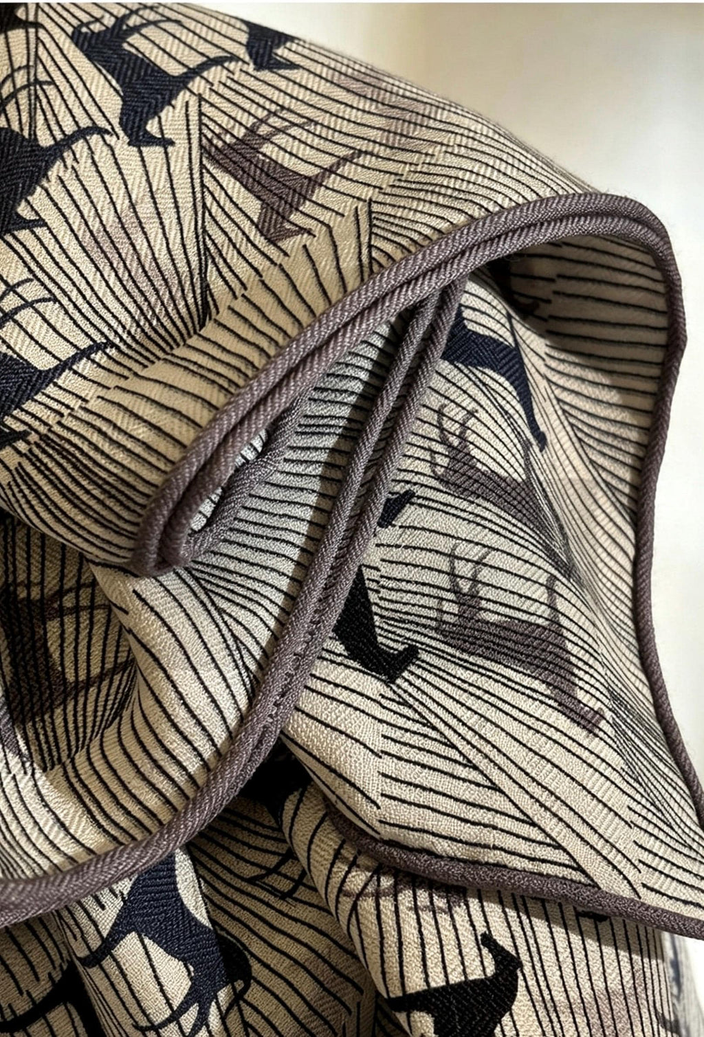 100% Mulberry Silk Scarf 53"x53" 135x135cm, Luxury Gray Equestrian Silk Wool Scarf, Blue Gray Horse Print Shawl, Winter Warm Wrap Gift