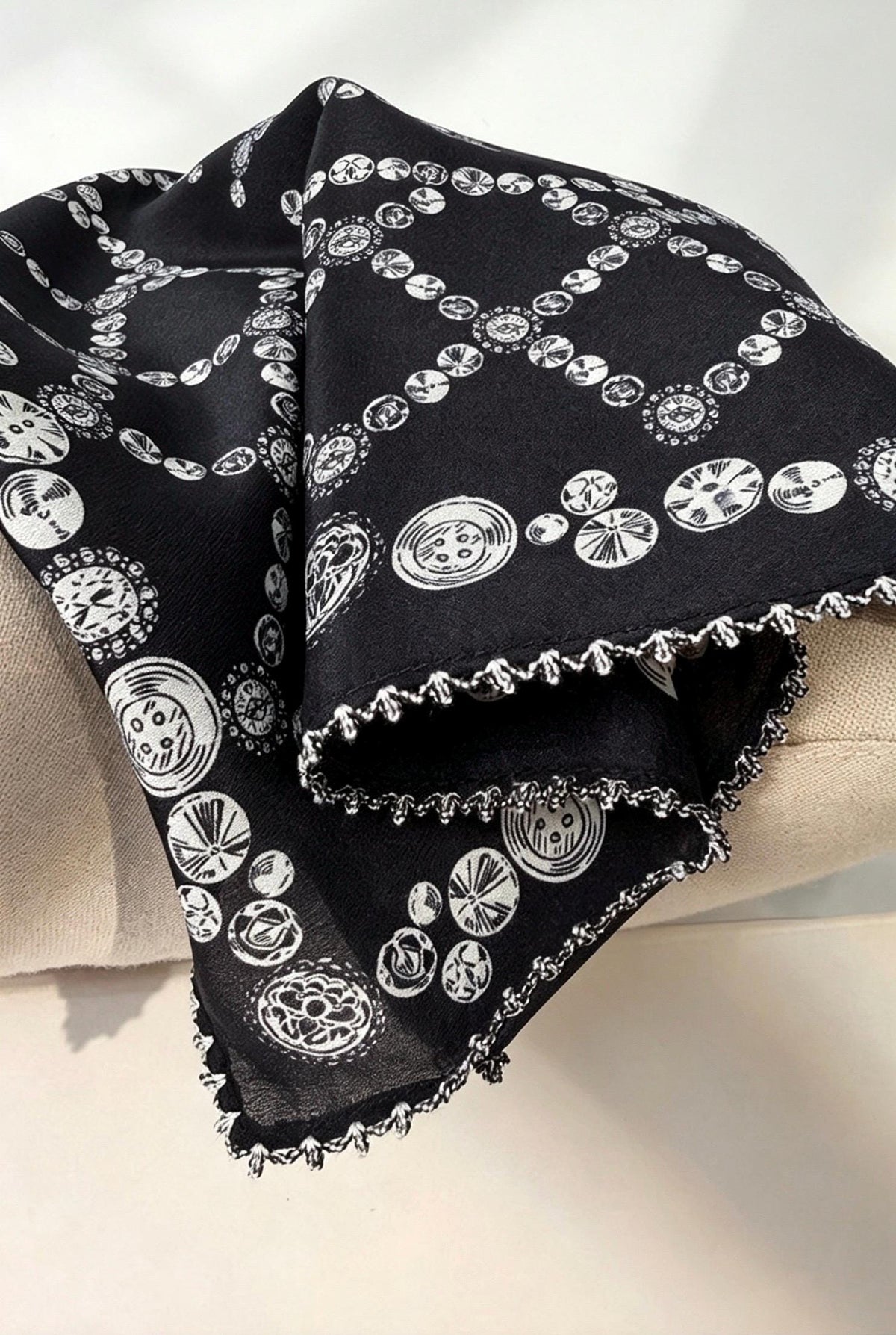 100% Mulberry Silk Scarf 26"x26" 65x65cm, Old Money Bandana Paisley Square Neckerchief, Vintage Aesthetic Hair Scarf Luxury Gift for Her