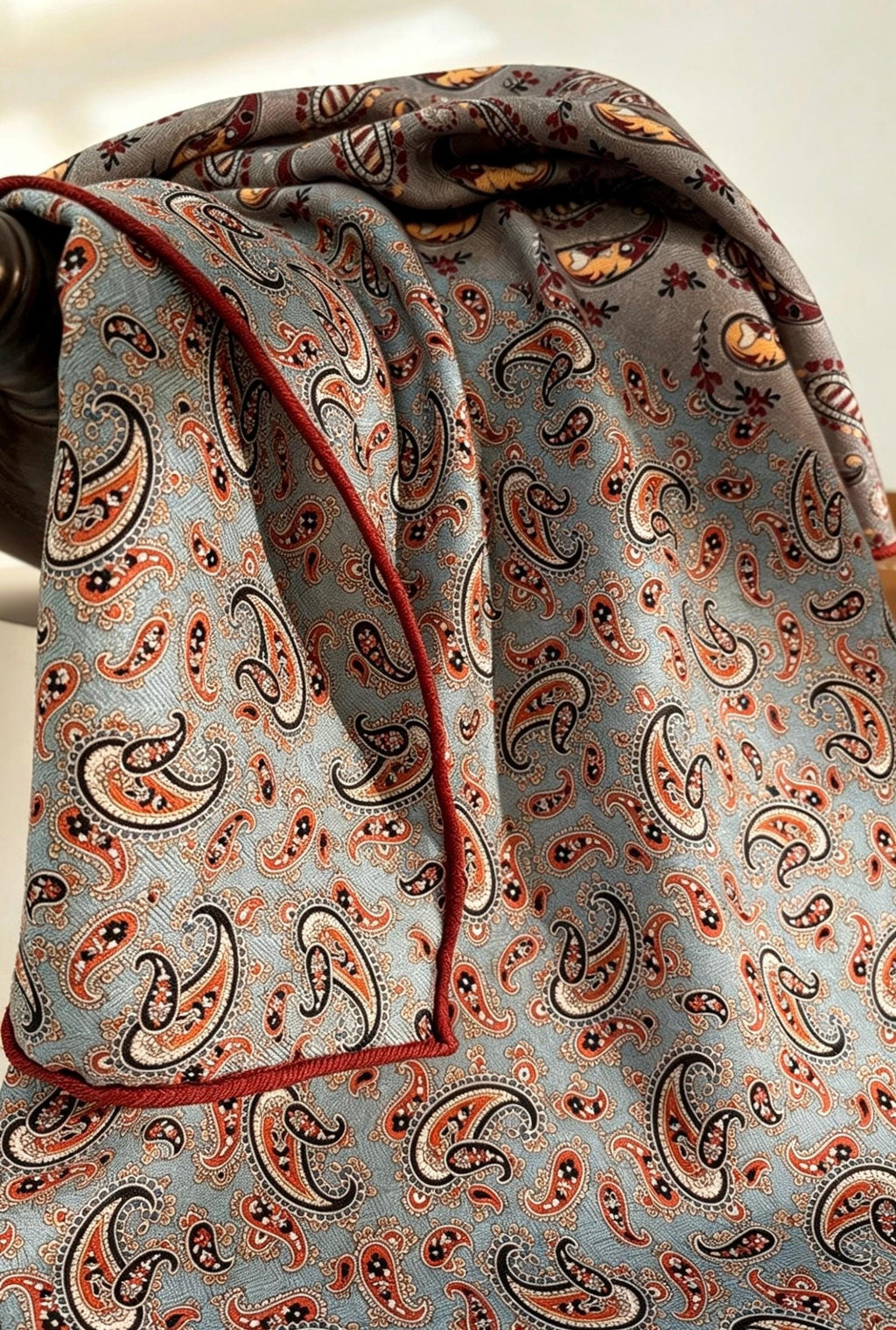 100% Mulberry Silk Blend Scarf 27"x27" 68x68cm, Luxury Silk Wool Square Shawl, Double Sided Reversible Wrap, Elegant Autumn Spring Scarf