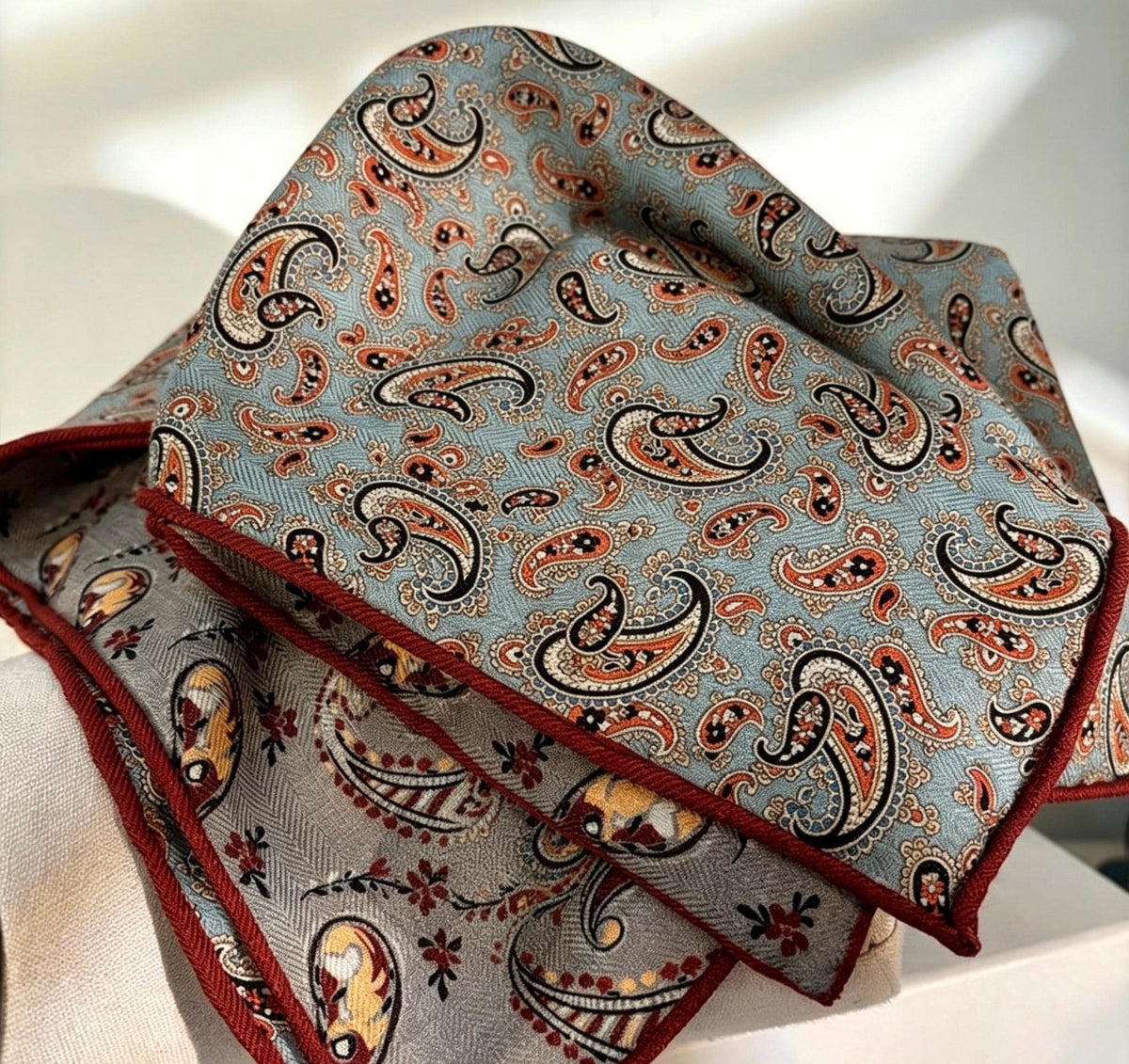 100% Mulberry Silk Blend Scarf 27"x27" 68x68cm, Luxury Silk Wool Square Shawl, Double Sided Reversible Wrap, Elegant Autumn Spring Scarf