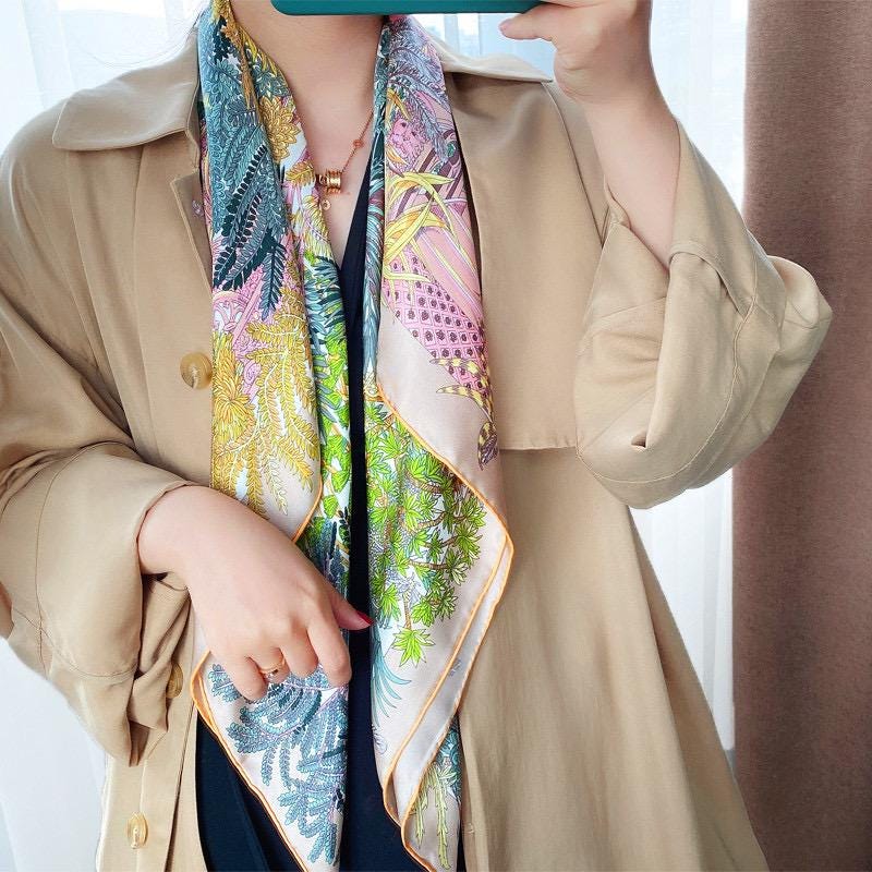 100% Mulberry Silk Scarf 35"x35" 90x90cm Gentle Milk Tea Beige Square Shawl Sun Protection Elegant Winter Warm Head Wrap Gift for Women