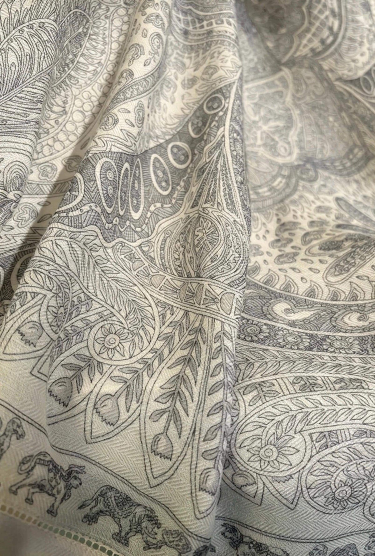 100% Australian Wool Scarf 35"x35" 88x88cm, Luxury Hollow Out Wool Shawl, Elegant Floral Garden Square Scarf, Winter Warm Wrap Gift for Her