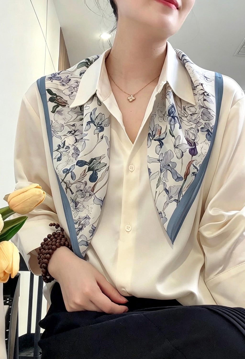 100% Mulberry Silk Scarf 26"x26" 65x65CM, Floral Butterfly Square Bandana, Silk Crepe de Chine Neck Scarf, Luxury Summer Gift for Her