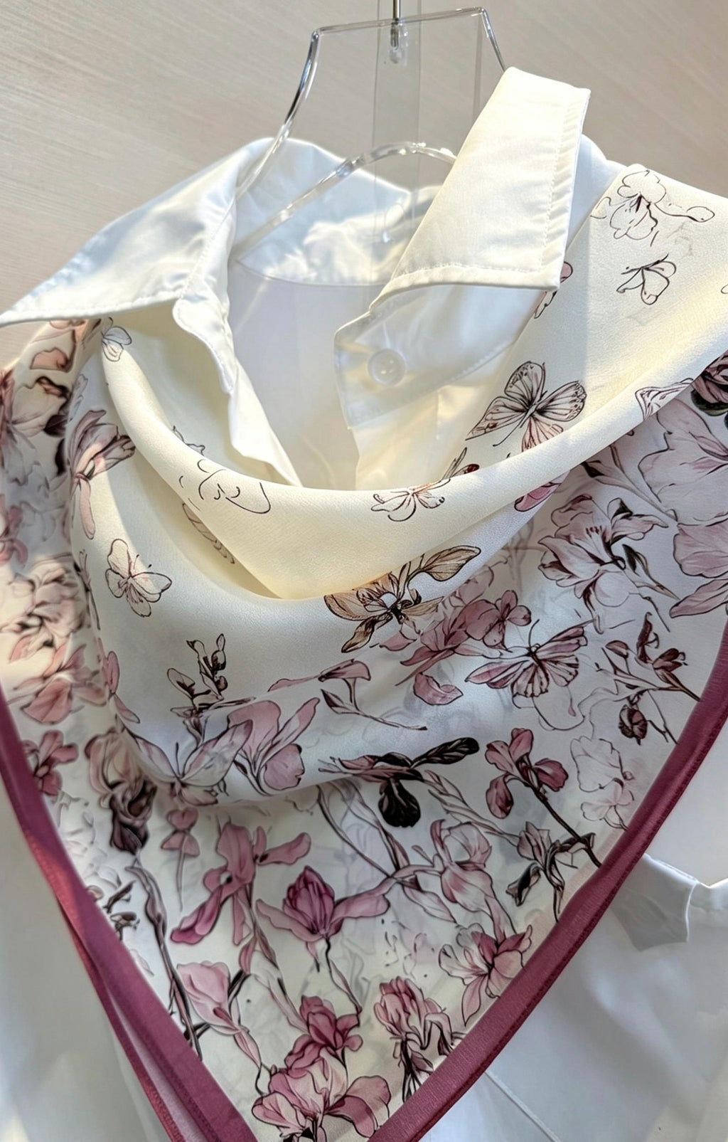 100% Mulberry Silk Scarf 26"x26" 65x65CM, Floral Butterfly Square Bandana, Silk Crepe de Chine Neck Scarf, Luxury Summer Gift for Her