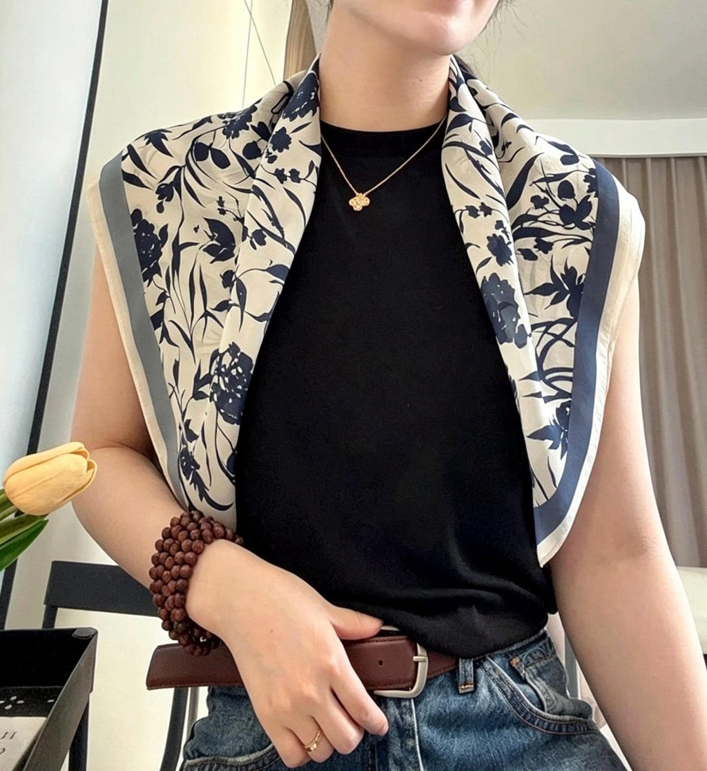 100% Silk Wool Scarf 26"x26" 65x65cm, Elegant Navy Blue Crepe De Chine Silk Scarf, Quiet Luxury Neckerchief, Old Money Aesthetic Bandana Gif