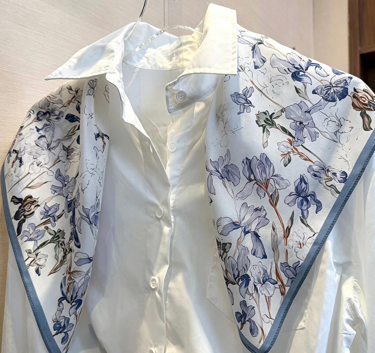 100% Mulberry Silk Scarf 26"x26" 65x65CM, Floral Butterfly Square Bandana, Silk Crepe de Chine Neck Scarf, Luxury Summer Gift for Her