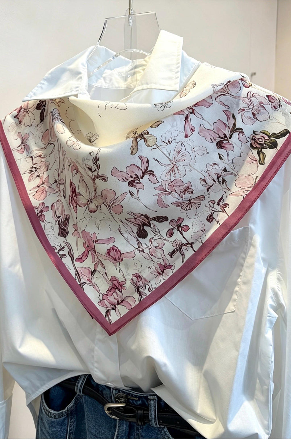 100% Mulberry Silk Scarf 26"x26" 65x65CM, Floral Butterfly Square Bandana, Silk Crepe de Chine Neck Scarf, Luxury Summer Gift for Her
