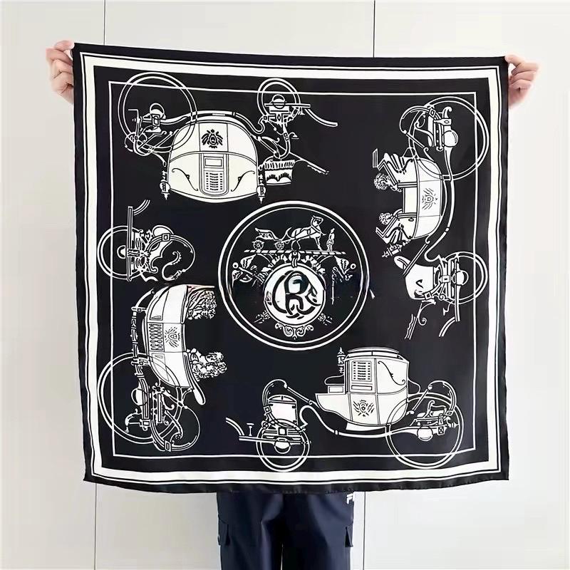 100% Mulberry Silk Scarf 35"x35" 88x88cm, Black and White Silk Shawl, French Chic Silk Head Scarf, Quiet Luxury Neck Scarf, Gift for Her