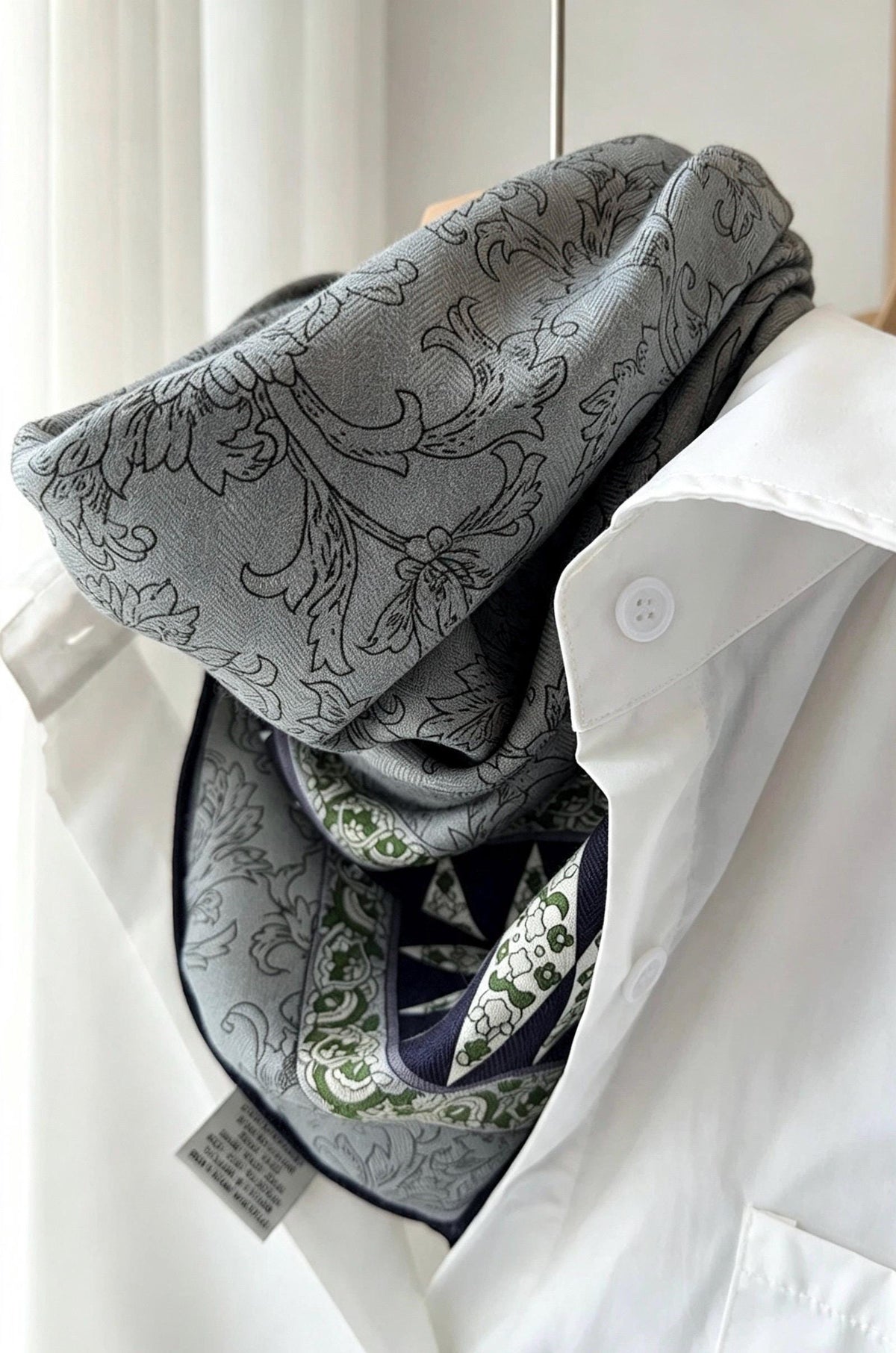 Silk Wool Scarf 33"x33" 85x85cm, Rustic Smoky Grey Silk Wool Blend Square Shawl, Lightweight Air Condition Wrap, Gift for Her