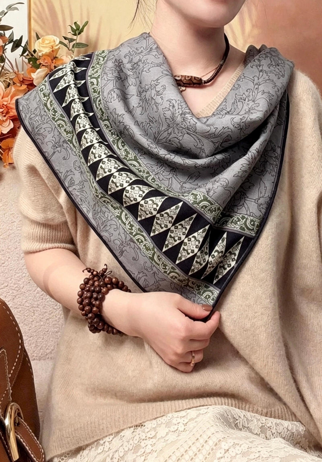 Silk Wool Scarf 33"x33" 85x85cm, Rustic Smoky Grey Silk Wool Blend Square Shawl, Lightweight Air Condition Wrap, Gift for Her