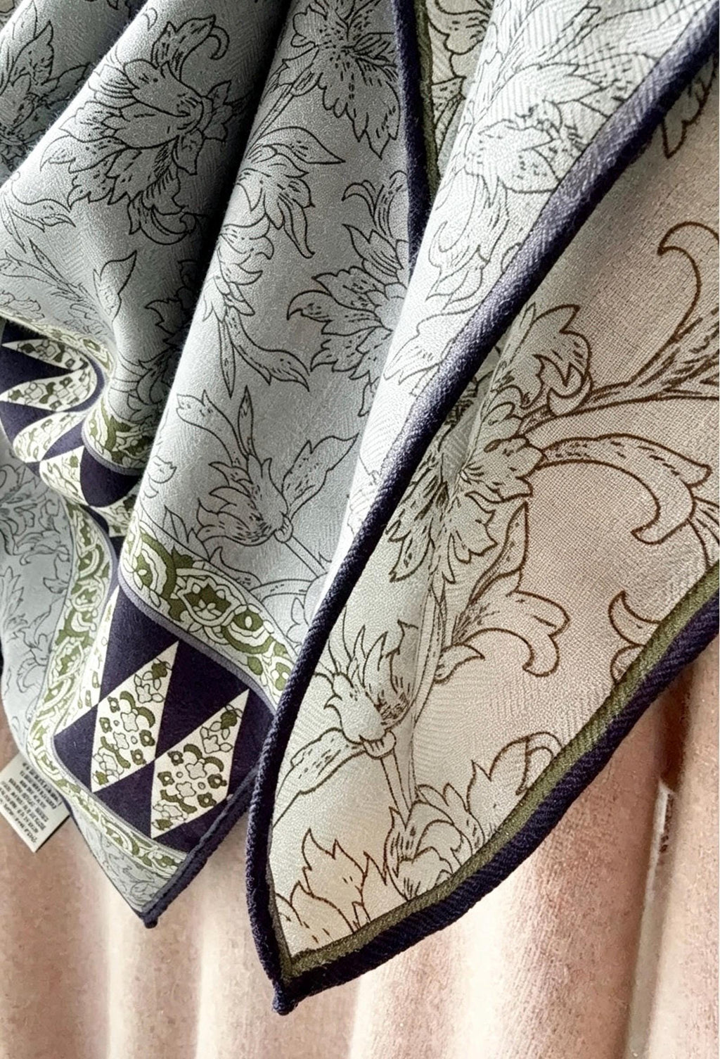 Silk Wool Scarf 33"x33" 85x85cm, Rustic Smoky Grey Silk Wool Blend Square Shawl, Lightweight Air Condition Wrap, Gift for Her