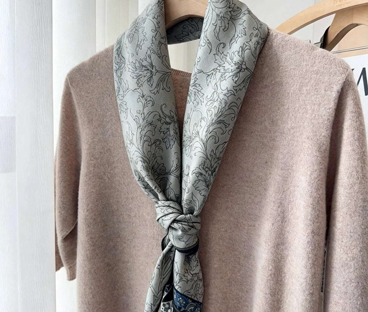 Silk Wool Scarf 33"x33" 85x85cm, Rustic Smoky Grey Silk Wool Blend Square Shawl, Lightweight Air Condition Wrap, Gift for Her
