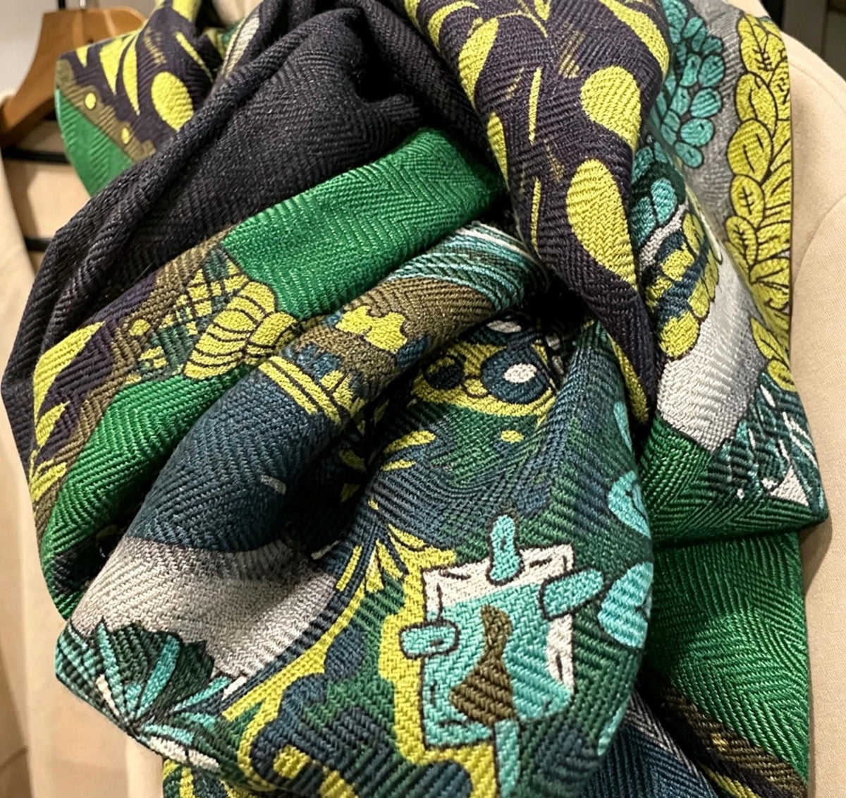 Silk Wool Scarf 53"x53" 135x135cm, Dark Emerald Green Equestrian Horse Silk Wool Square Scarf, Winter Oversized Shawl, Gift for Her