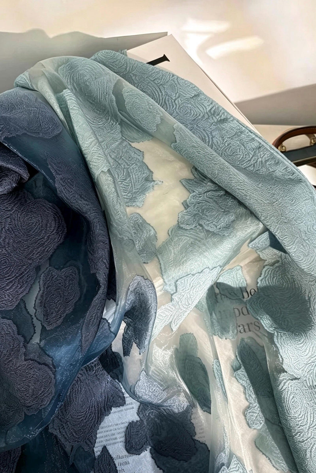 Wrapwhisper 3D Rose Cut-Flower Organza Silk Shawl – Elegant Gradient Floral Wrap, Sheer Wedding Scarf, Lightweight Oversized Women’s Stole