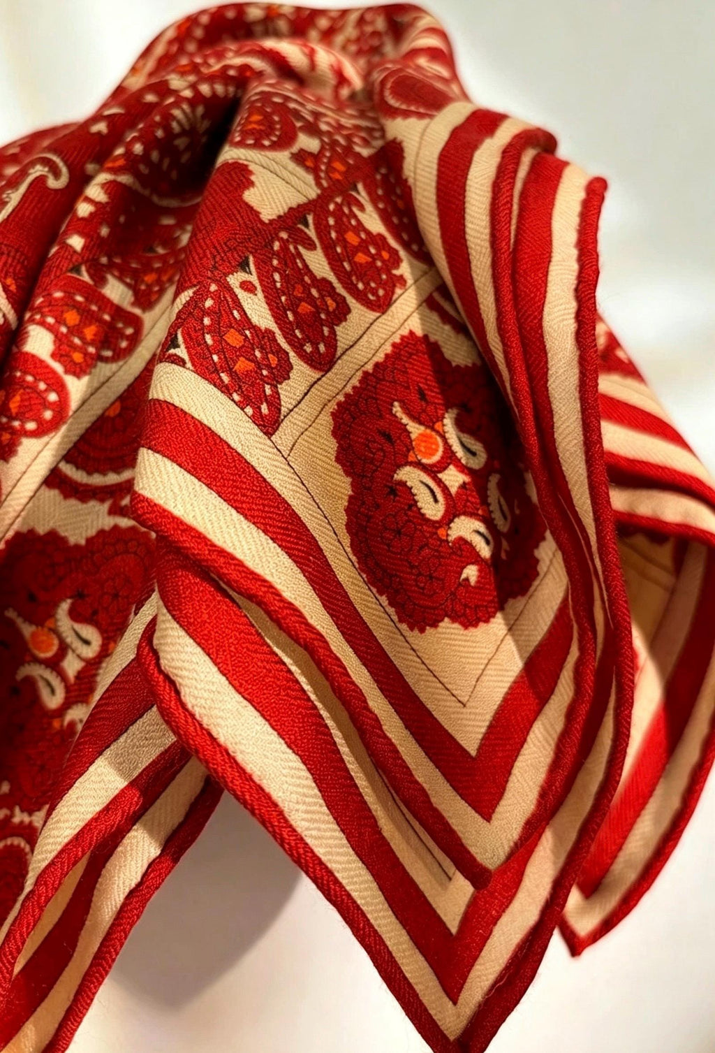 Silk Wool Scarf 35"x35" 88x88cm, Italian Paisley Luxury Silk Wool Square Scarf Shawl for Women