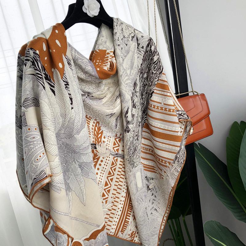 Silk Wool Scarf 53"x53" 135x135cm, Elegant Intellectual Silk Wool Square Scarf Shawl, 2-in-1 Warm Office Wrap, Gift for Her