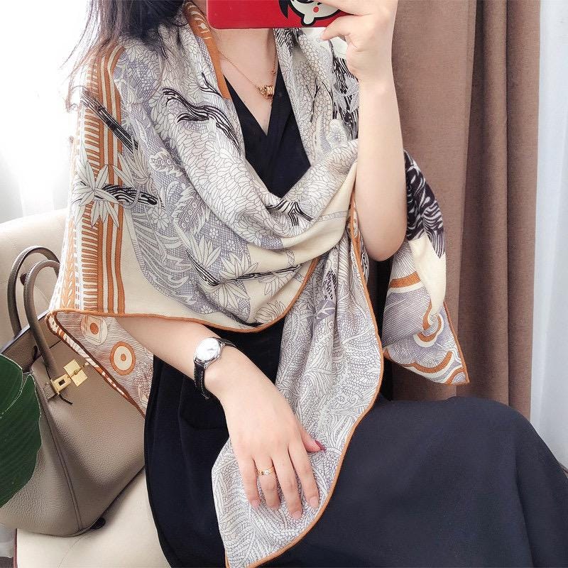 Silk Wool Scarf 53"x53" 135x135cm, Elegant Intellectual Silk Wool Square Scarf Shawl, 2-in-1 Warm Office Wrap, Gift for Her