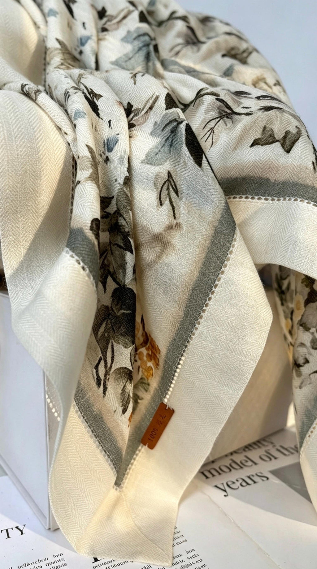 100% Australian Wool Scarf 37"x37" 95x95cm, Chinese Vintage Hollow Out Wool Square Scarf Shawl, Oriental Cutout Wrap